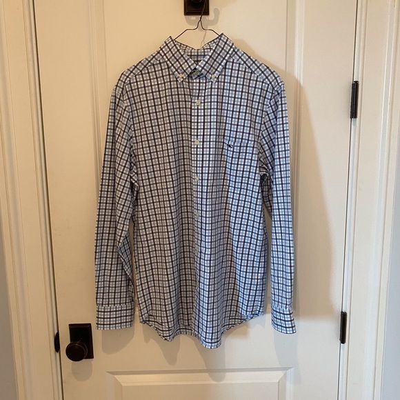 Vineyard Vines Other - Men’s Classic Fit Tucker Shirt - Barely Worn
